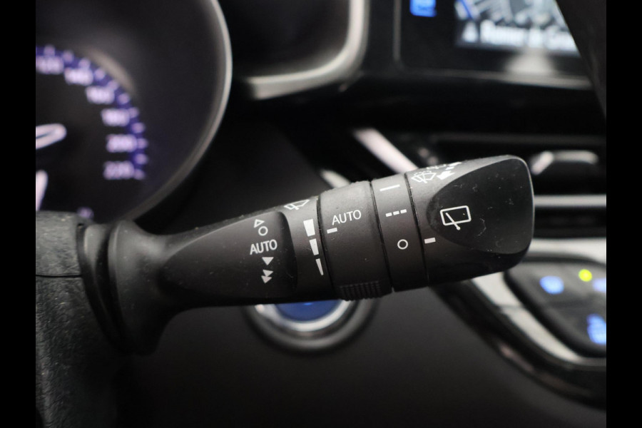 Toyota C-HR 1.8 Hybrid Active | Navigatie | Camera | Adapt.Cruise Control |