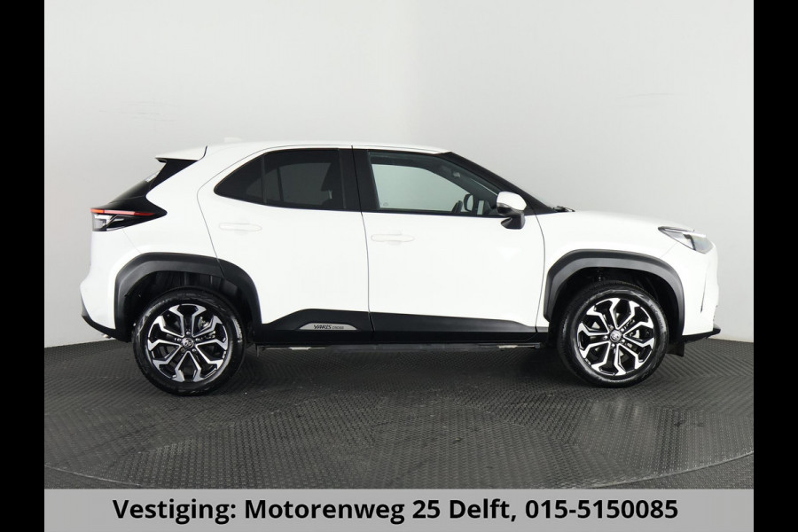 Toyota Yaris Cross 1.5 HYBRIDE DYNAMIC LUXERY BITONE GARANTIE 4-2032 * BLIND SPOT . NAVI.CAMERA. PDC V+A.