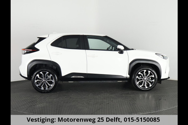 Toyota Yaris Cross 1.5 HYBRIDE DYNAMIC LUXERY BITONE GARANTIE 4-2032 * BLIND SPOT . NAVI.CAMERA. PDC V+A.