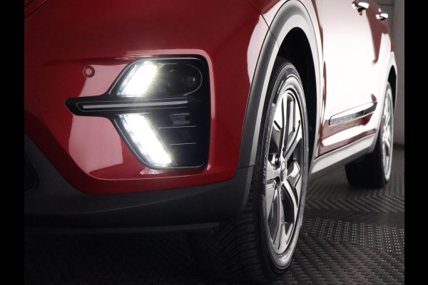 Kia e-Niro Dynamic Line 64 kWh SOH 99% | 450 km actieradius | Stuur-/& Stoelverwarming | Parkeersensoren |