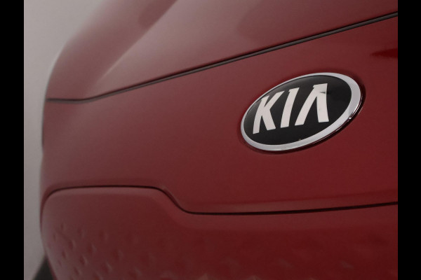 Kia e-Niro Dynamic Line 64 kWh SOH 99% | 450 km actieradius | Stuur-/& Stoelverwarming | Parkeersensoren |