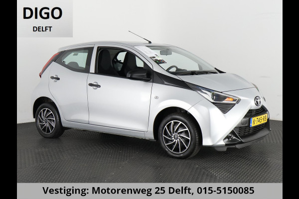 Toyota Aygo 1.0 VVT-i X SILVERLINE FUN AIRCO COMFORT PACK AIRCO.5 DRS .GARANTIE TOT 2031 !