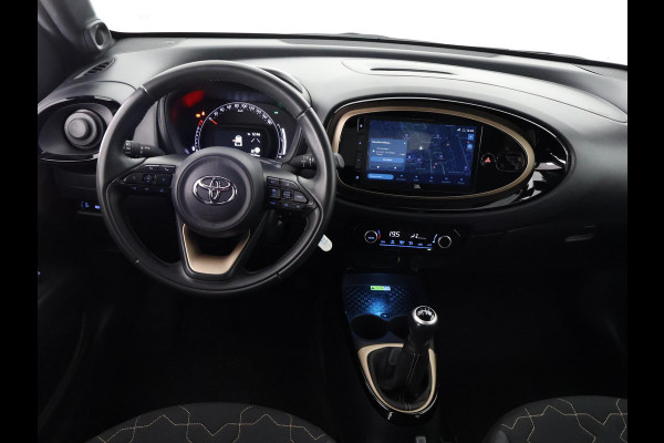 Toyota Aygo X 1.0 VVT-i MT Envy | JBL audio | Camera | Navigatie |