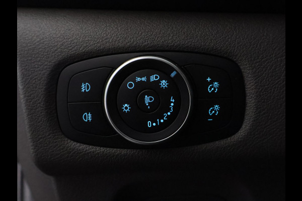 Ford Transit Custom 320 2.0 TDCI L2H1 Limited DC ROLSTOEL-LIFT OMBOUW | Marge auto | Stoelverwarming | Trekhaak