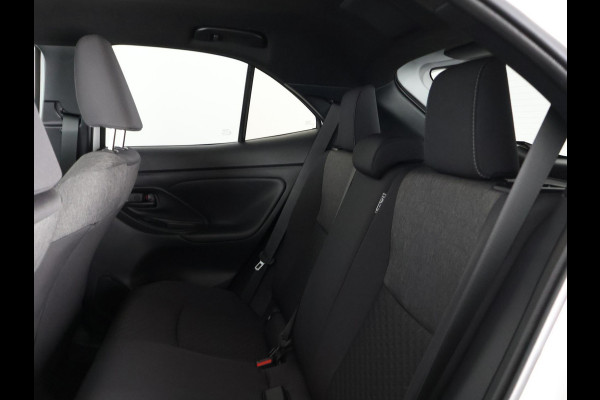 Toyota Yaris Cross 1.5 Hybrid 115 Dynamic Luxury | Stuur- & Stoelverwarming | Apple Carplay & AndroidAUTO | Camera