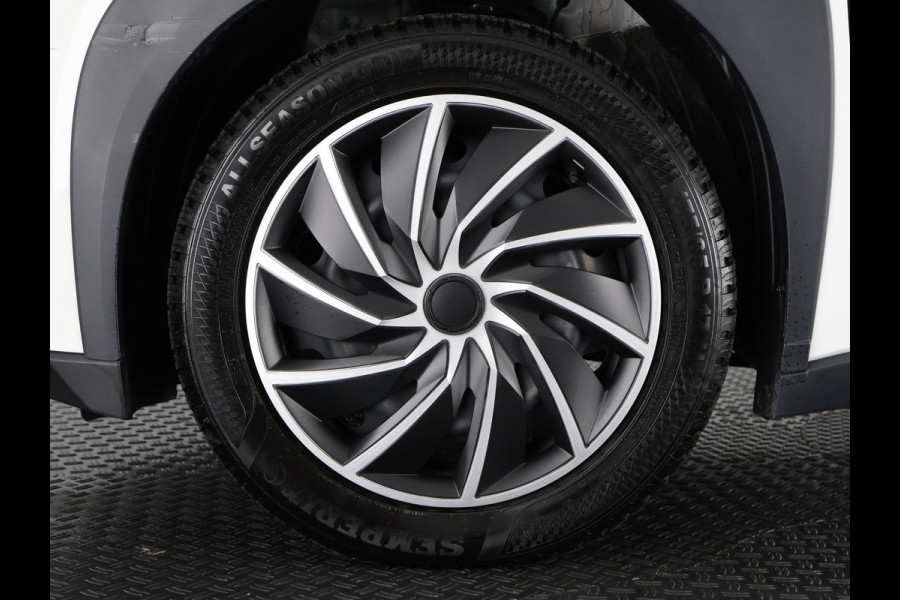 Toyota Aygo X VVT-i MT PLAY BLACK & WHITE 1e EIG GARANTIE 6-2034 CARPLAY NAVI.ADAPTIVE CRUISE.CAMERA