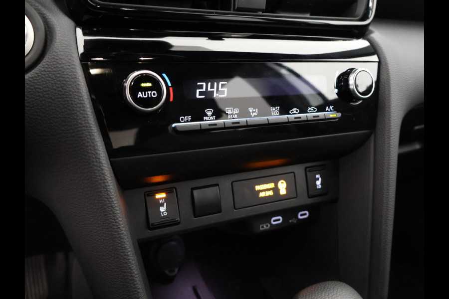 Toyota Yaris Cross 1.5 Hybrid 115 Dynamic Luxury | Stuur-& Stoelverwarming | Apple Carplay & AndroidAUTO | Camera