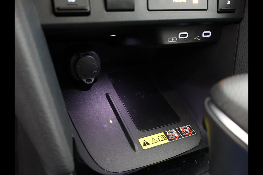 Toyota Yaris Cross 1.5 Hybrid 115 Dynamic Luxury | Stuur-& Stoelverwarming | Apple Carplay & AndroidAUTO | Camera