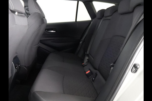 Toyota Corolla Touring Sports 1.8 Hybrid Dynamic Plus | Stuur-/Stoelverwarming | Apple Carplay & AndroidAUTO | Navigatie