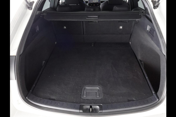 Toyota Corolla Touring Sports 1.8 Hybrid Dynamic Plus | Stuur-/Stoelverwarming | Apple Carplay & AndroidAUTO | Navigatie