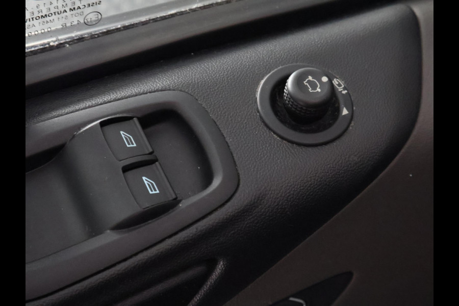 Ford Transit Custom ROLSTOELVERVOER 320 2.0 TDCI L2H1 Limited DC | Marge auto | Stoelverwarming | Trekhaak