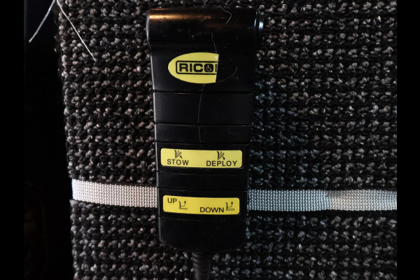 Ford Transit Custom ROLSTOELVERVOER 320 2.0 TDCI L2H1 Limited DC | Marge auto | Stoelverwarming | Trekhaak