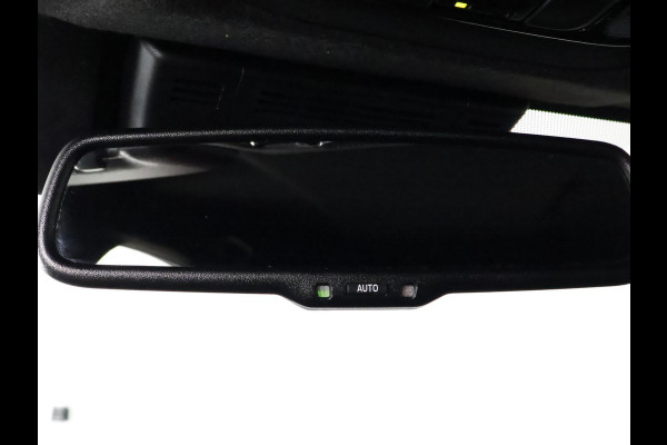 Toyota Yaris 1.5 Hybrid 130 Executive | JBL Audio | Head up Display | Stuur-/Stoelverwarming | Navigatie | Parkeersensoren voor & Achter