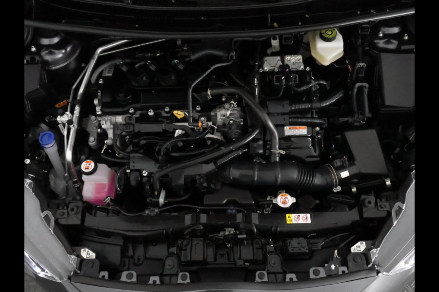 Toyota Yaris 1.5 Hybrid 130 Executive | JBL Audio | Head up Display | Stuur-/Stoelverwarming | Navigatie | Parkeersensoren voor & Achter