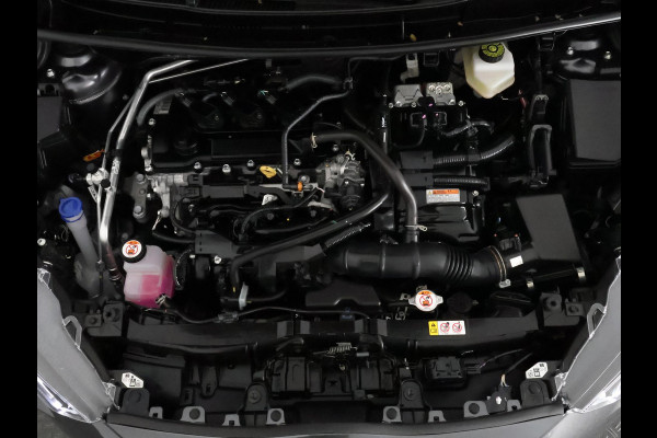 Toyota Yaris 1.5 Hybrid 130 Executive | JBL Audio | Head up Display | Stuur-/Stoelverwarming | Navigatie | Parkeersensoren voor & Achter