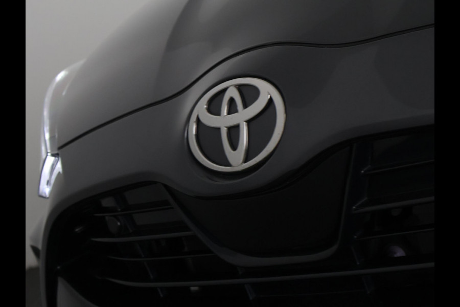 Toyota Yaris 1.5 Hybrid 130 Executive | JBL Audio | Head up Display | Stuur-/Stoelverwarming | Navigatie | Parkeersensoren voor & Achter