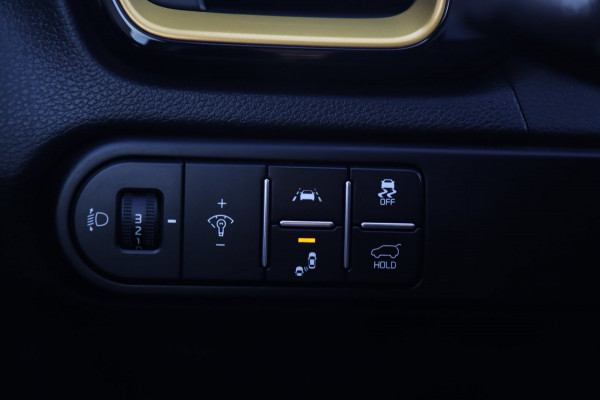 Kia Xceed 1.4 T-GDi Launch Edition / PANODAK / JBL / KEYLESS / CARPLAY / CAMERA