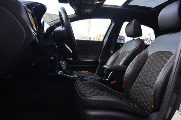 Kia Xceed 1.4 T-GDi Launch Edition / PANODAK / JBL / KEYLESS / CARPLAY / CAMERA