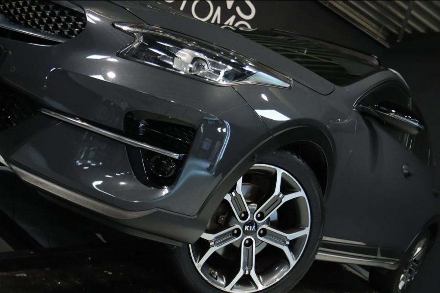 Kia Xceed 1.4 T-GDi Launch Edition / PANODAK / JBL / KEYLESS / CARPLAY / CAMERA