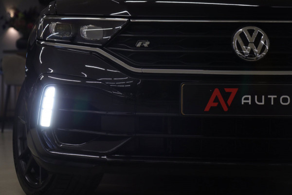 Volkswagen T-Roc 2.0 TSI 4Motion R /PANO/CARPLAYBLINDSPOT/D/SFEER/ACC/VOL