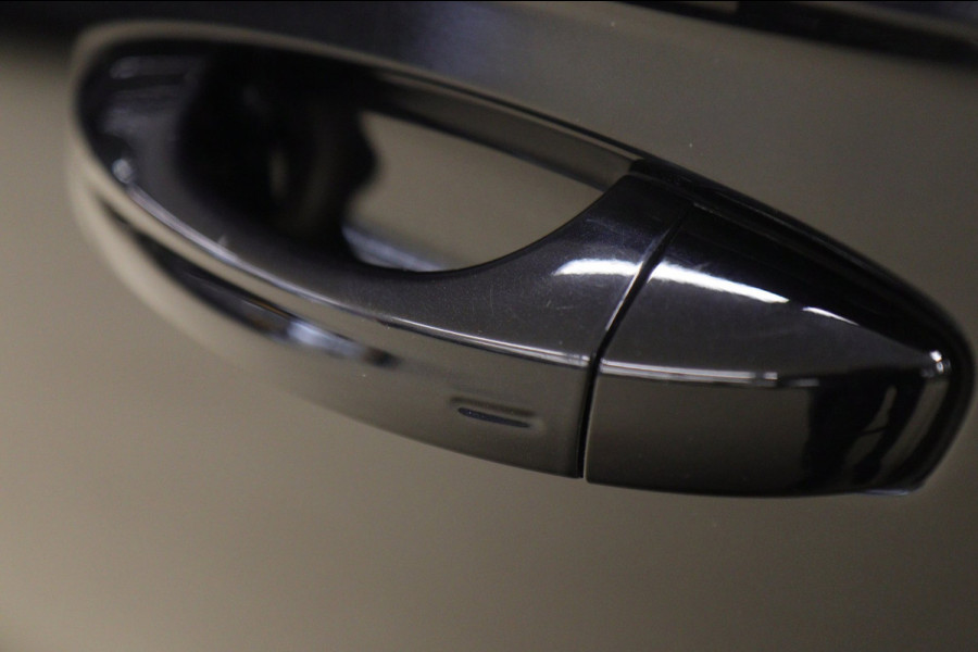 Volkswagen T-Roc 2.0 TSI 4Motion R /PANO/CARPLAYBLINDSPOT/D/SFEER/ACC/VOL