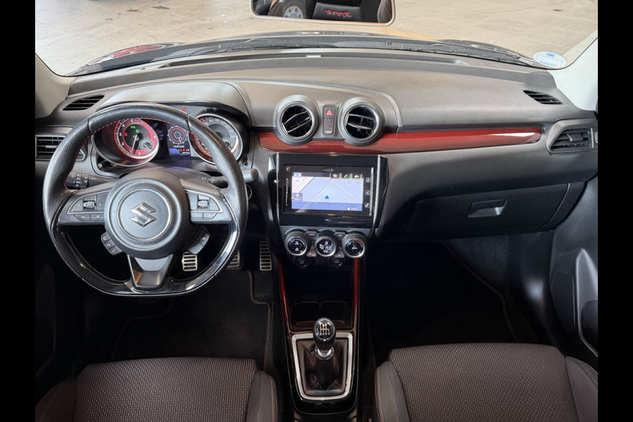 Suzuki Swift 1.4 Sport Smart Hybrid | Navi | ACC | 17" | Dodehoek | Carplay | Camera | 100% Onderhouden!