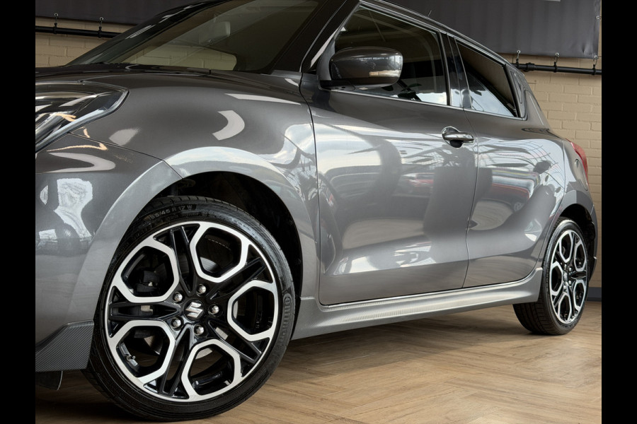 Suzuki Swift 1.4 Sport Smart Hybrid | Navi | ACC | 17" | Dodehoek | Carplay | Camera | 100% Onderhouden!