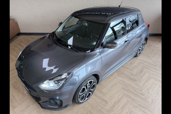 Suzuki Swift 1.4 Sport Smart Hybrid | Navi | ACC | 17" | Dodehoek | Carplay | Camera | 100% Onderhouden!