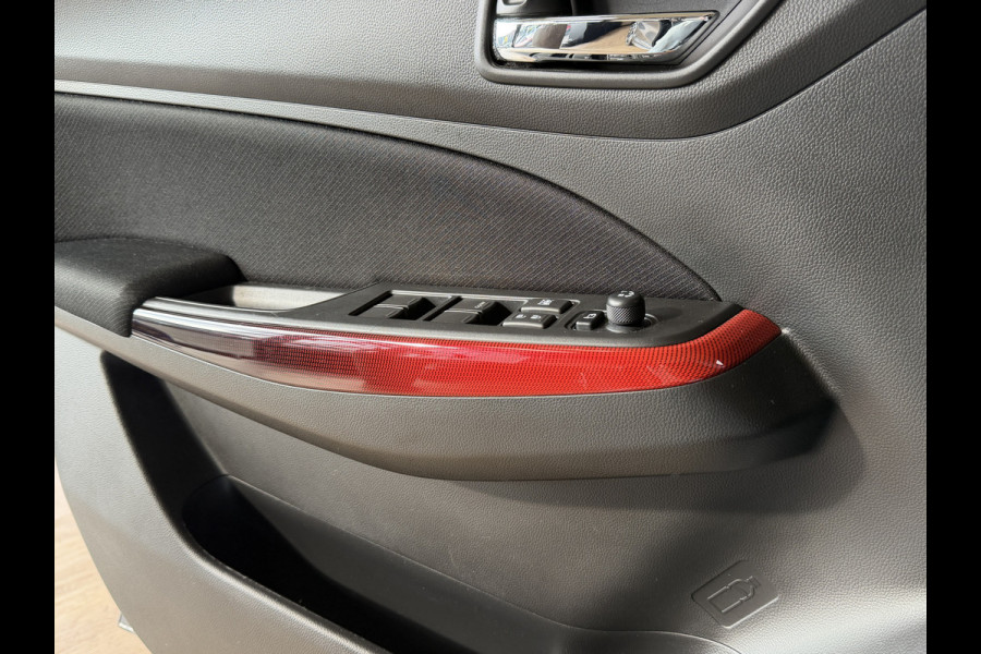 Suzuki Swift 1.4 Sport Smart Hybrid | Navi | ACC | 17" | Dodehoek | Carplay | Camera | 100% Onderhouden!