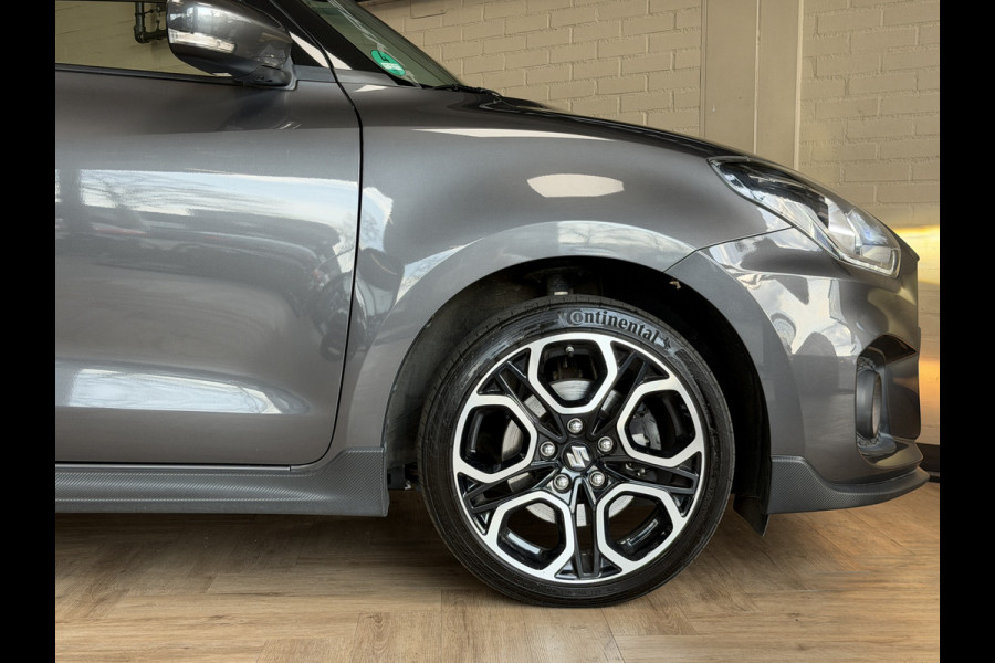 Suzuki Swift 1.4 Sport Smart Hybrid | Navi | ACC | 17" | Dodehoek | Carplay | Camera | 100% Onderhouden!