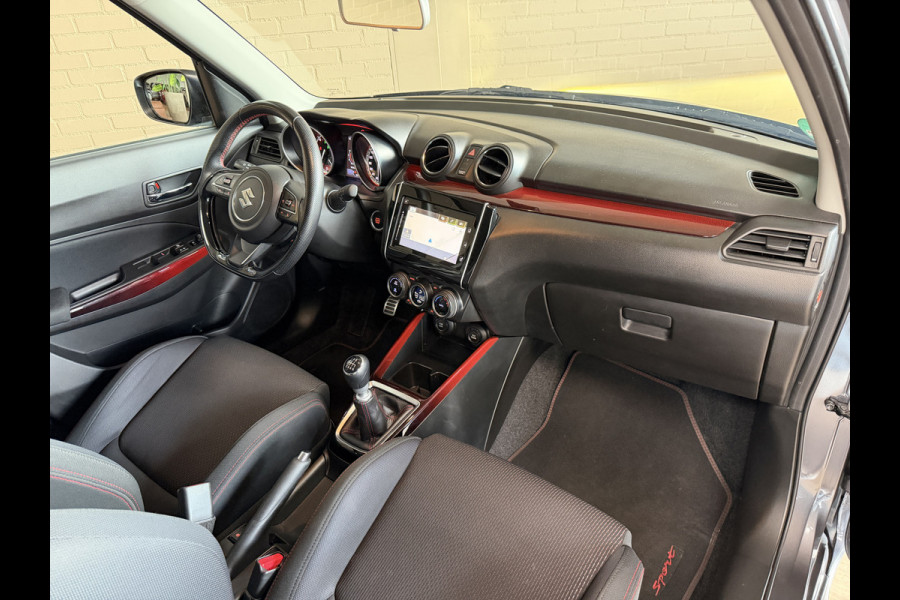 Suzuki Swift 1.4 Sport Smart Hybrid | Navi | ACC | 17" | Dodehoek | Carplay | Camera | 100% Onderhouden!