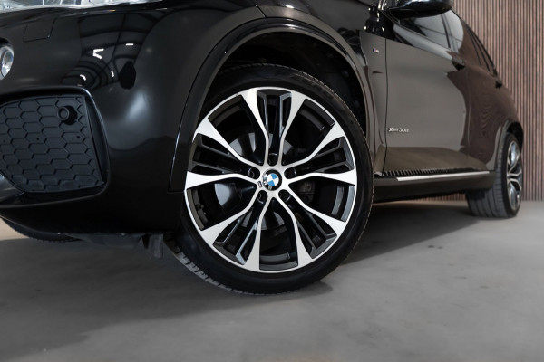 BMW X5 XDrive30d M-Sport 7p. Pano Leder Camera Led