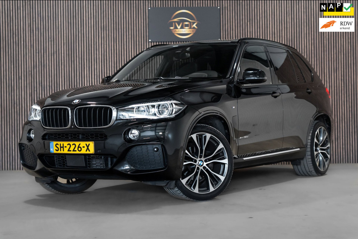 BMW X5 XDrive30d M-Sport 7p. Pano Leder Camera Led
