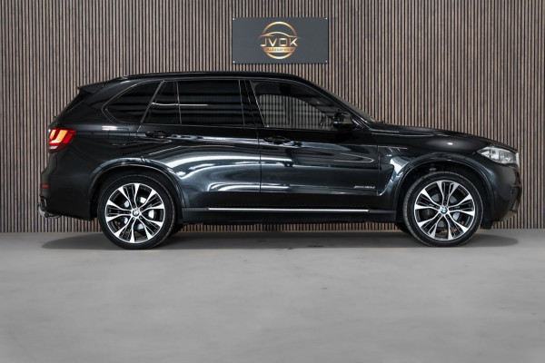 BMW X5 XDrive30d M-Sport 7p. Pano Leder Camera Led
