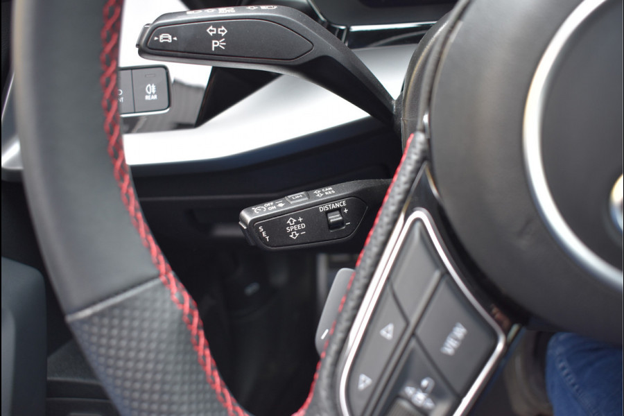 Audi A3 Sportback 45 TFSI e S-Line 245 Pk RS-Stoel Rood Stiksel B&O Camera Massage ACC 18 Inch RS3