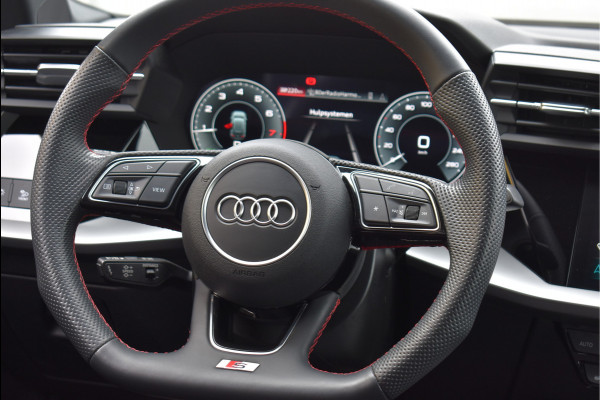 Audi A3 Sportback 45 TFSI e S-Line 245 Pk RS-Stoel Rood Stiksel B&O Camera Massage ACC 18 Inch RS3