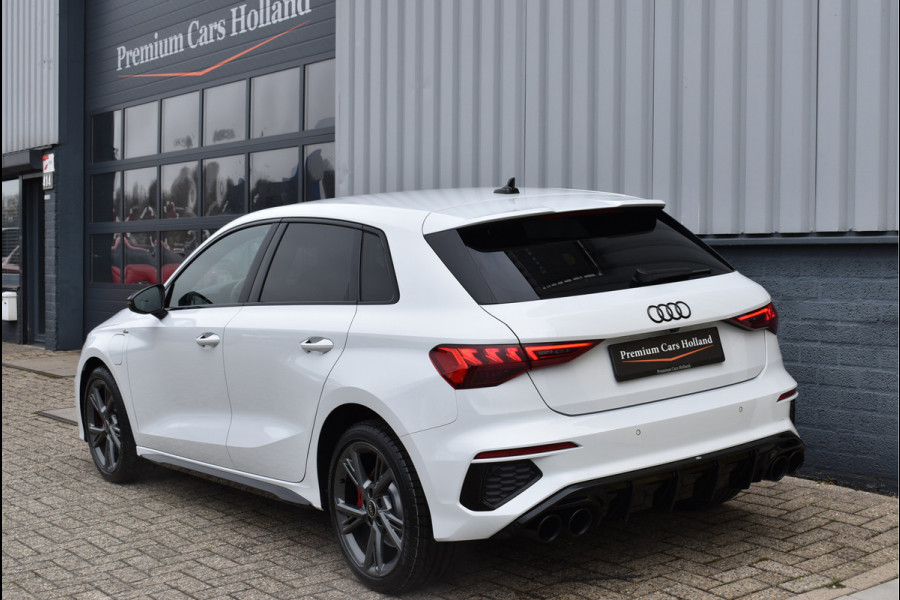Audi A3 Sportback 45 TFSI e S-Line 245 Pk RS-Stoel Rood Stiksel B&O Camera Massage ACC 18 Inch RS3