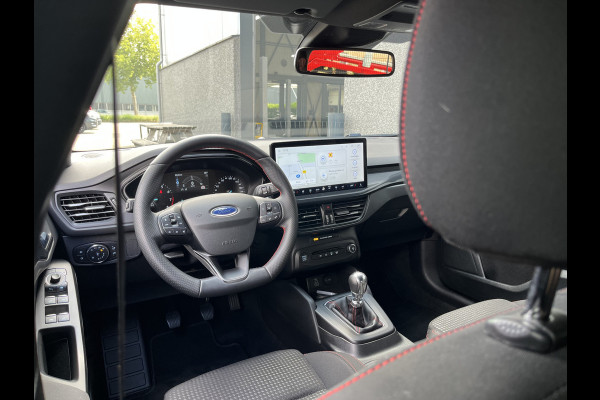 Ford FOCUS Wagon 1.0 EcoBoost Hybrid ST Line 125pk/92kW 6-bak | Driver Assistance Pack | Winter Pack | Adapt. Cruise | BLIS | Camera |