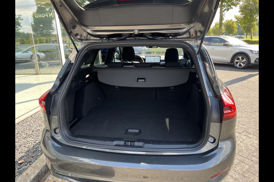 Ford FOCUS Wagon 1.0 EcoBoost Hybrid ST Line 125pk/92kW 6-bak | Driver Assistance Pack | Winter Pack | Adapt. Cruise | BLIS | Camera |