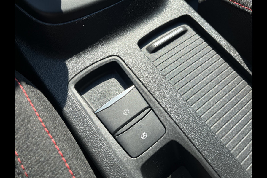 Ford FOCUS Wagon 1.0 EcoBoost Hybrid ST Line 125pk/92kW 6-bak | Driver Assistance Pack | Winter Pack | Adapt. Cruise | BLIS | Camera |