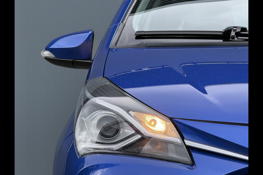 Toyota Yaris BWJ 2018 | 1.0 VVT-i 70PK Aspiration | CLIMA | NAVI | CAMERA A | EL RAMEN | EL SPIEGELS | LEDEREN STUUR |