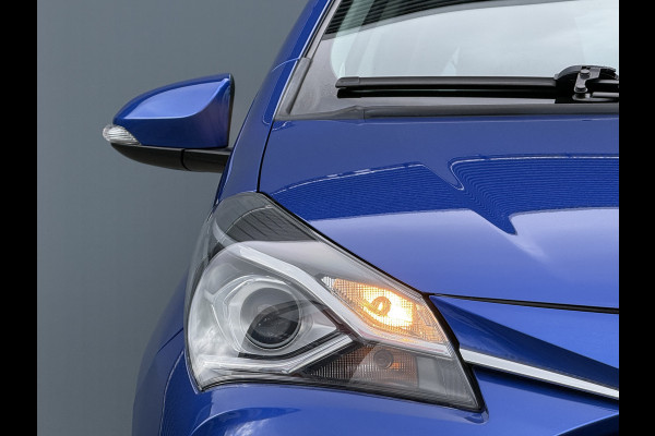 Toyota Yaris BWJ 2018 | 1.0 VVT-i 70PK Aspiration | CLIMA | NAVI | CAMERA A | EL RAMEN | EL SPIEGELS | LEDEREN STUUR |