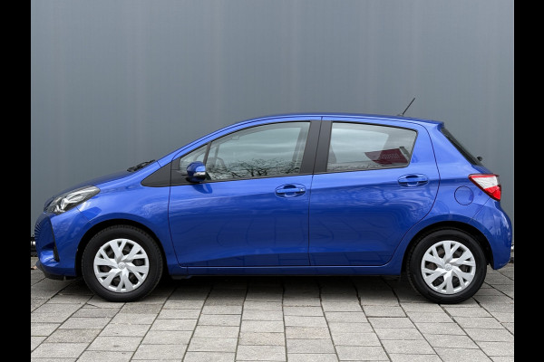 Toyota Yaris BWJ 2018 | 1.0 VVT-i 70PK Aspiration | CLIMA | NAVI | CAMERA A | EL RAMEN | EL SPIEGELS | LEDEREN STUUR |