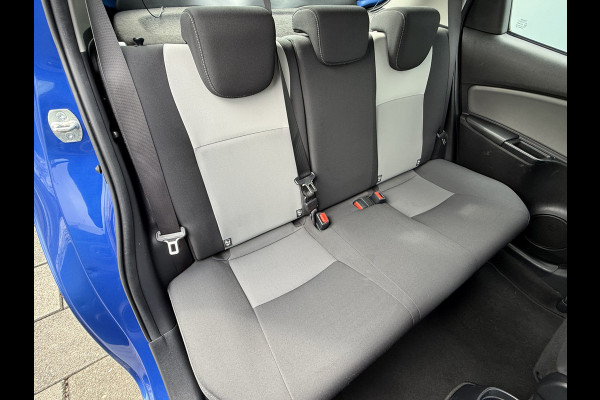 Toyota Yaris BWJ 2018 | 1.0 VVT-i 70PK Aspiration | CLIMA | NAVI | CAMERA A | EL RAMEN | EL SPIEGELS | LEDEREN STUUR |