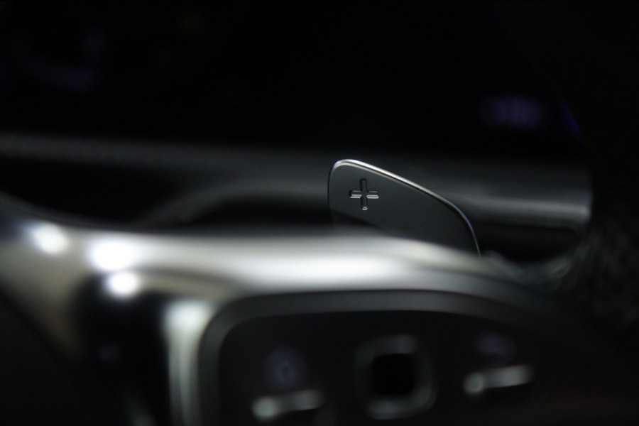 Mercedes-Benz A-Klasse 220 Launch Edition NAP Pano/Burm/Carplay/Mem/Sfeer/Acc/Vol