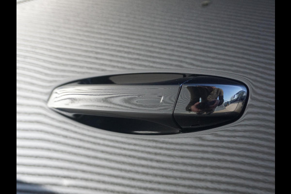 Peugeot 5008 1.6 Plug-in Hybrid 195 Allure Winterpakket