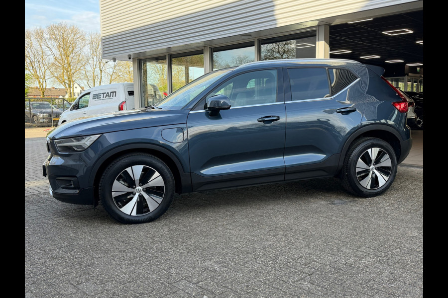 Volvo XC40 1.5 T5 Recharge Inscription Business | Navigatie | Camera | Cruise | Climate | 18".