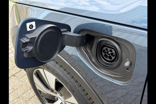 Volvo XC40 1.5 T5 Recharge Inscription Business | Navigatie | Camera | Cruise | Climate | 18".