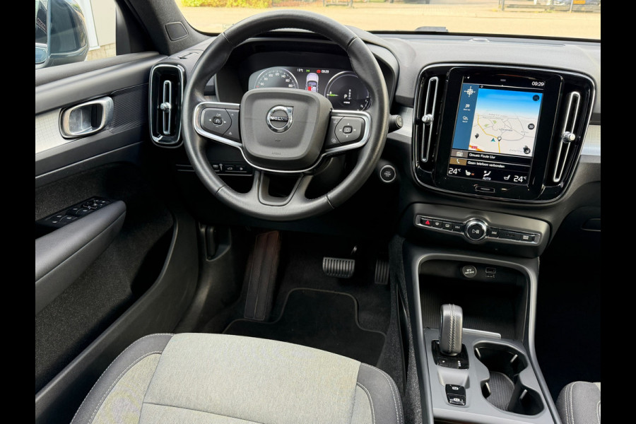 Volvo XC40 1.5 T5 Recharge Inscription Business | Navigatie | Camera | Cruise | Climate | 18".