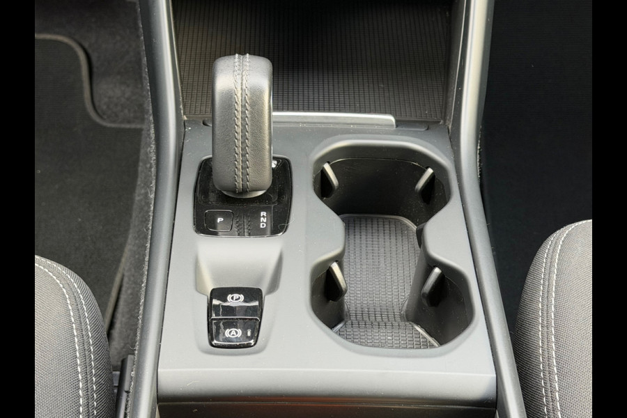 Volvo XC40 1.5 T5 Recharge Inscription Business | Navigatie | Camera | Cruise | Climate | 18".